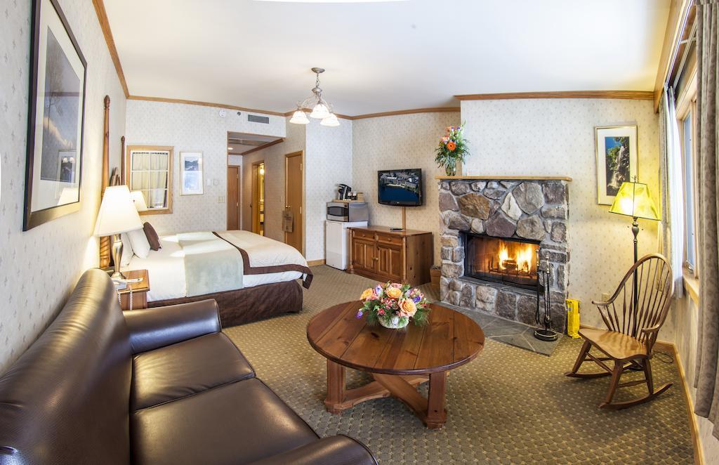 Golden Arrow Lakeside Resort Lake Placid Exteriör bild